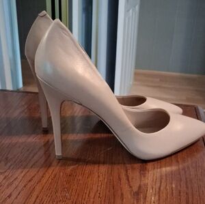 Charles David Nude Heels